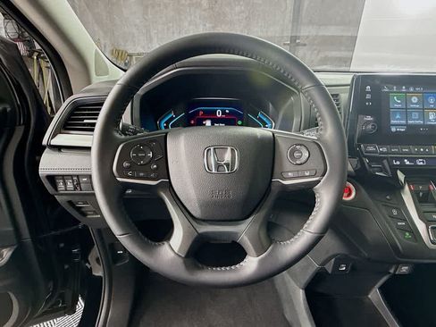 Certified 2023 Honda Odyssey EX-L image 11