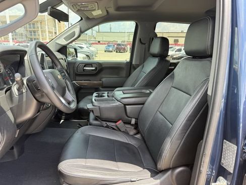 Used 2019 Chevrolet Silverado 1500 LT w/ Texas Edition AWD/4WD image 28
