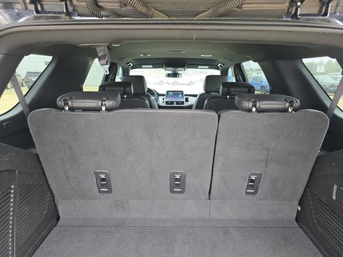 Used 2022 Chevrolet Tahoe LT w/ Luxury Package image 18