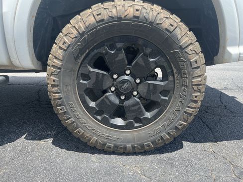 Used 2022 Ford Ranger XLT w/ Equipment Group 301A Mid image 13