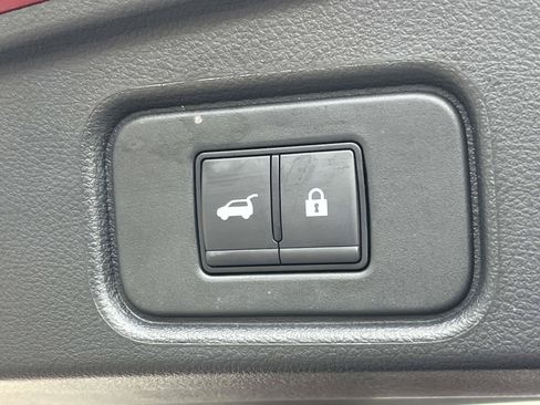 Used 2023 Nissan Pathfinder Platinum w/ Cargo Package FWD image 11