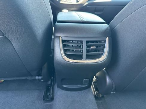 Used 2025 Chevrolet Malibu LT FWD image 14