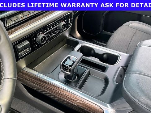 Used 2025 Chevrolet Silverado 1500 RST w/ Convenience Package II AWD/4WD image 14