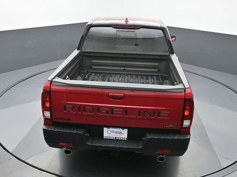 Used 2025 Honda Ridgeline TrailSport image 16