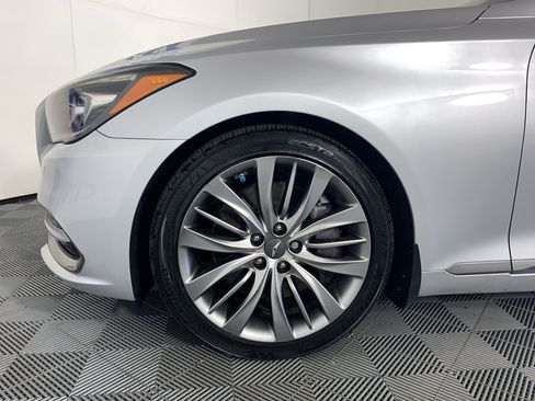 Used 2019 Genesis G80 5.0 Ultimate RWD image 11