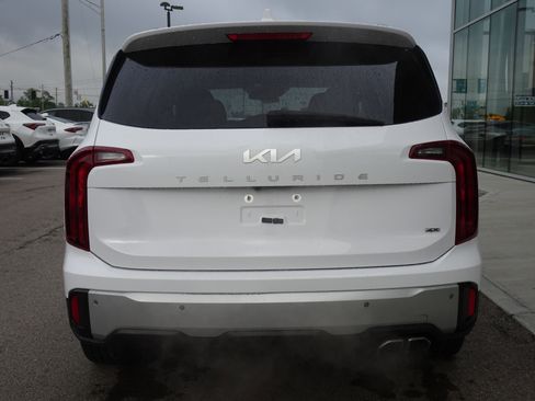 Used 2024 Kia Telluride S w/ S Sunroof Package AWD/4WD image 4