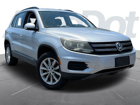 Used 2017 Volkswagen Tiguan Limited AWD/4WD image 1