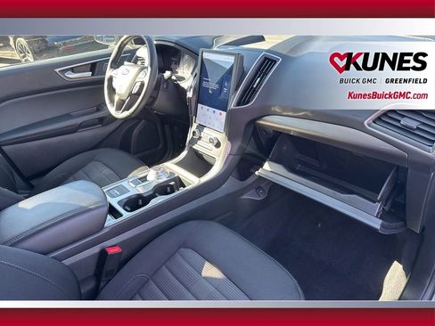Used 2024 Ford Edge SEL image 54