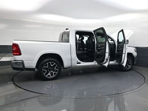 Used 2025 RAM 1500 Laramie image 39