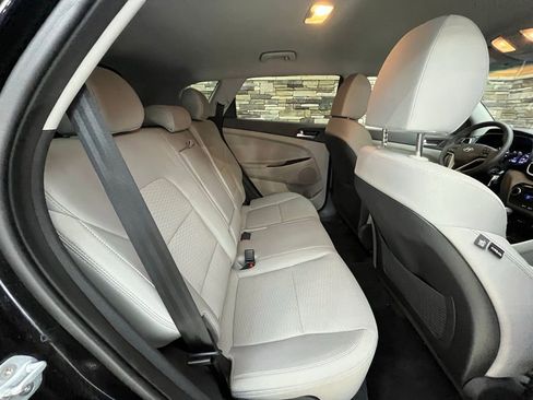 Used 2019 Hyundai Tucson SE image 33