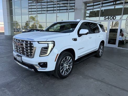 Used 2025 GMC Yukon Denali image 1