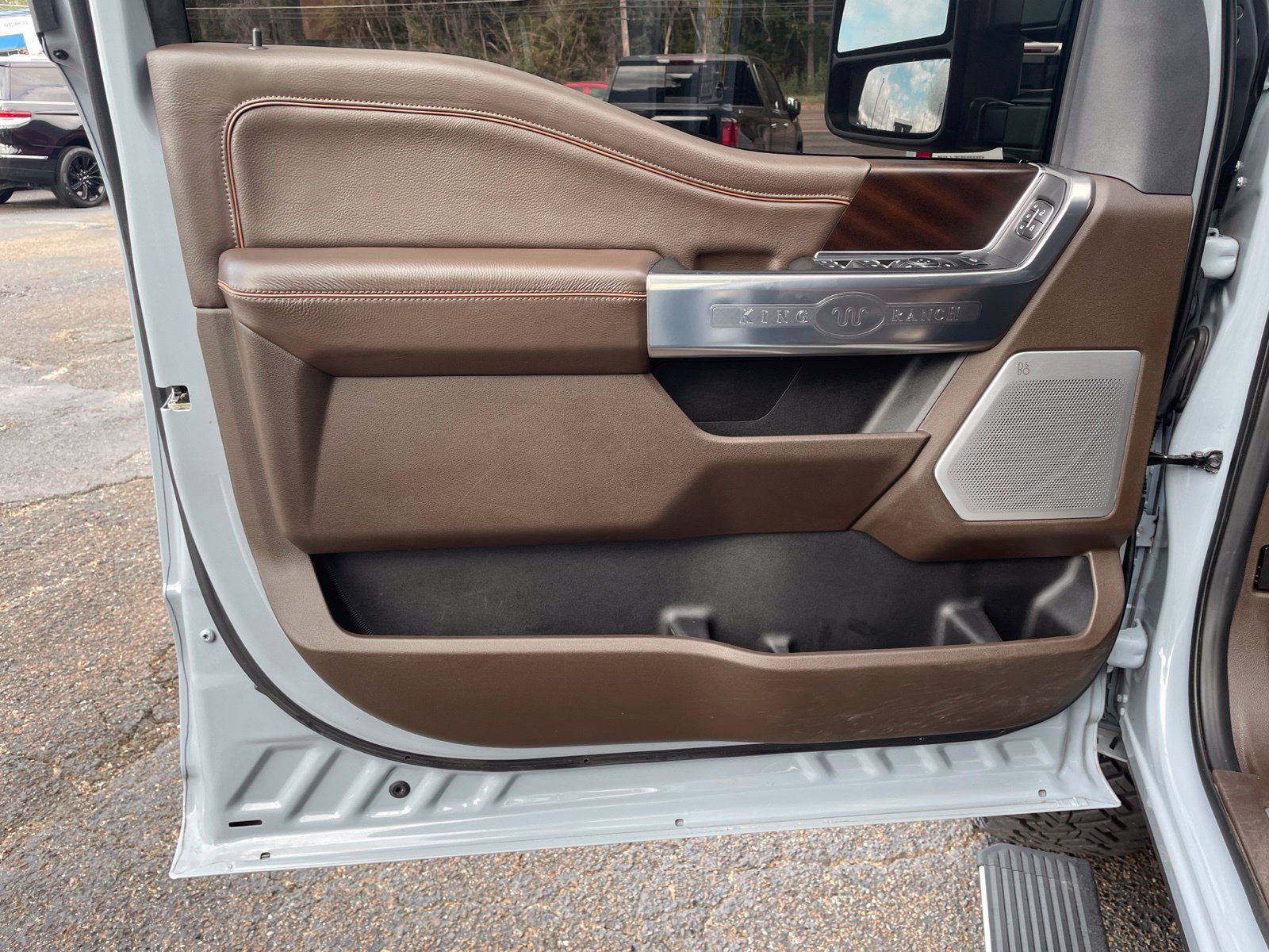 Used 2024 Ford F350 King Ranch w/ Chrome Package AWD/4WD image 18