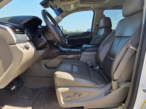 Used 2016 Chevrolet Suburban LTZ image 17