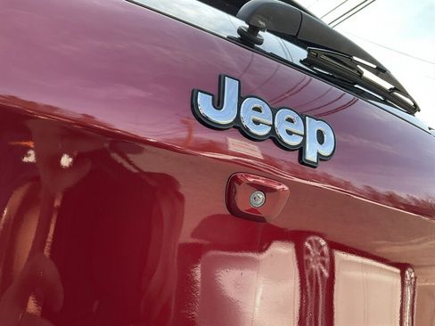 Used 2014 Jeep Cherokee Latitude w/ Comfort/Convenience Group image 10