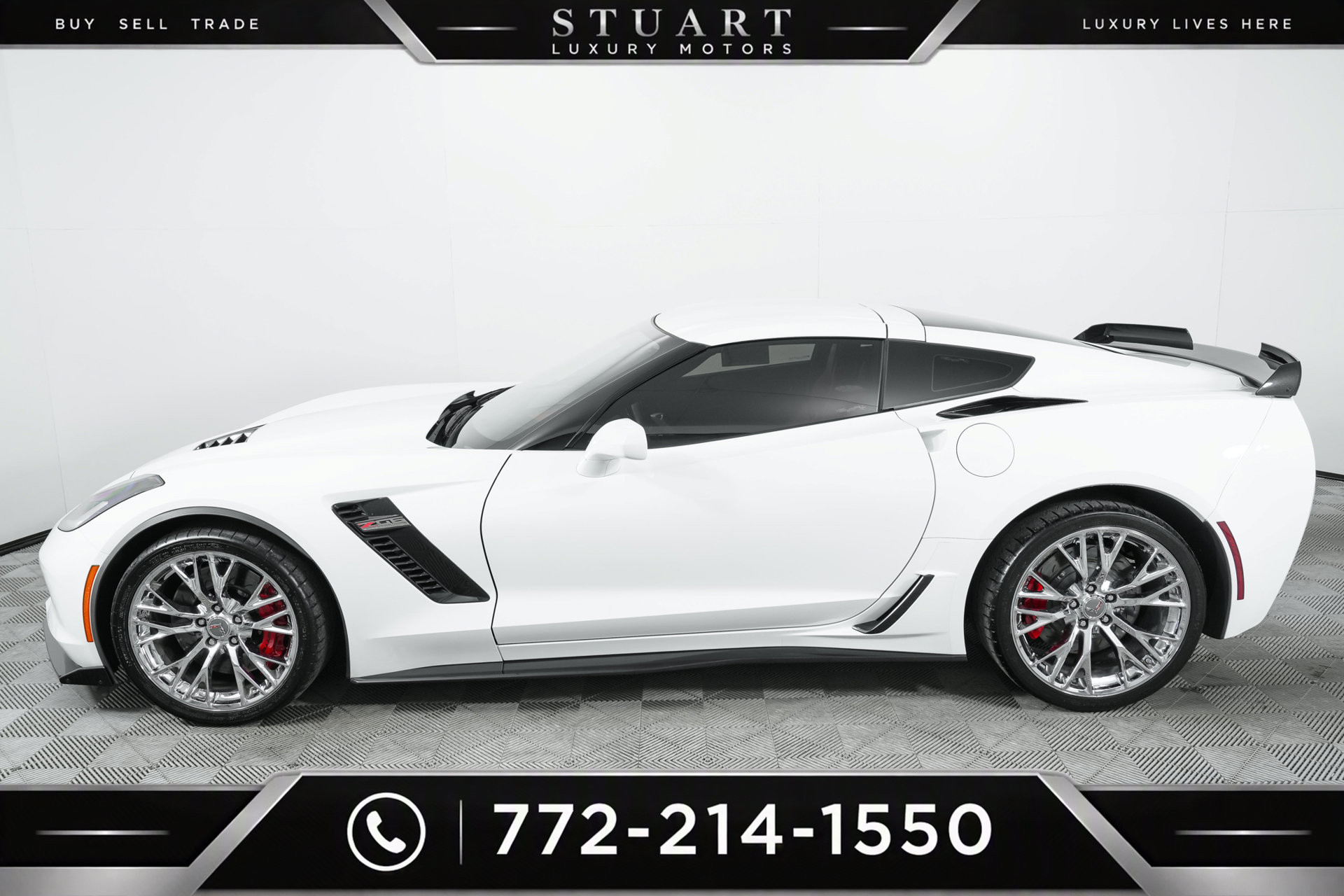 Used 2015 Chevrolet Corvette Z06 w/ 3LZ Preferred Equipment Group RWD image 30