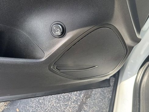 Used 2023 Buick Envision Essence w/ Sport Touring Package image 11