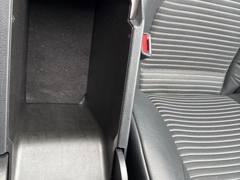 Used 2023 Toyota Camry SE image 17