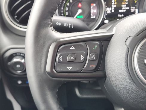 Used 2023 Jeep Wrangler Unlimited w/ Cold Weather Group image 39