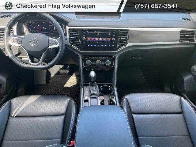 Used 2023 Volkswagen Atlas SE w/ Black Wheel Package FWD image 29