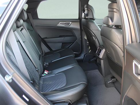 New 2026 Kia Sportage X-Line w/ X-Line Technology Package image 17