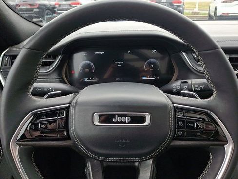 Certified 2023 Jeep Grand Cherokee L Overland w/ Rear Seat Video Group I image 25