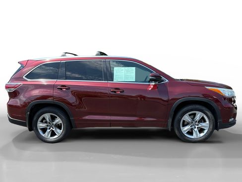 Used 2016 Toyota Highlander Limited image 6