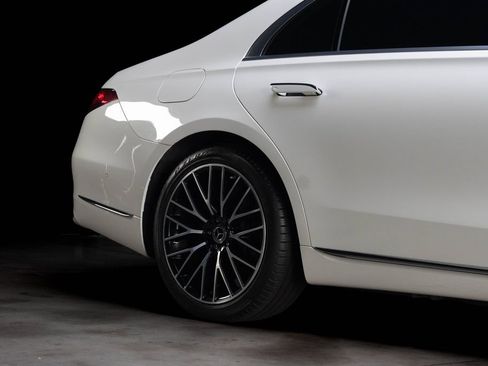 Used 2022 Mercedes-Benz S 580 4MATIC Sedan image 12