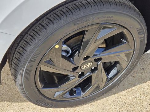 New 2026 Hyundai Elantra Sport FWD image 5