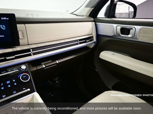 Used 2024 Hyundai Santa Fe Calligraphy image 25