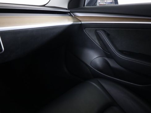 Used 2023 Tesla Model 3 Standard Range image 26