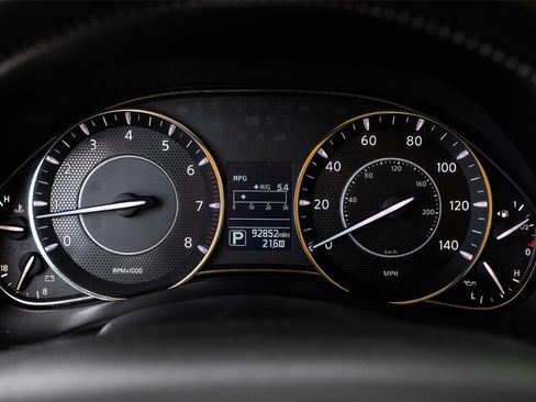 Used 2020 Nissan Armada SL w/ Premium Package image 16