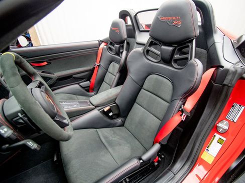 Used 2025 Porsche 718 Boxster Spyder RS image 17