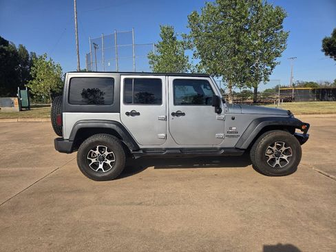 Used 2016 Jeep Wrangler Unlimited Sport w/ Quick Order Package 24S AWD/4WD image 21