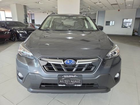 Used 2022 Subaru Crosstrek 2.0i Premium AWD/4WD image 2