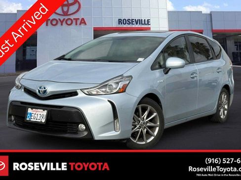 Used 2016 Toyota Prius V Five FWD image 1