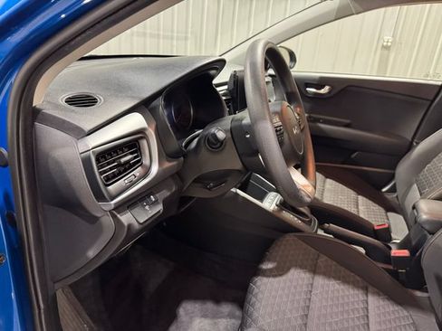 Used 2023 Kia Rio S w/ Technology Package FWD image 11