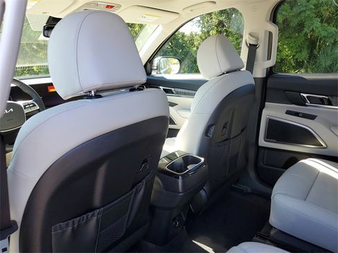 New 2025 Kia Telluride EX w/ EX Captain's Chair Package image 10