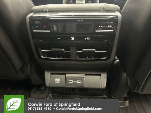 Used 2023 Acura MDX SH-AWD w/ Technology Package image 14