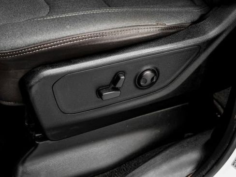 Used 2022 RAM 1500 Big Horn image 33