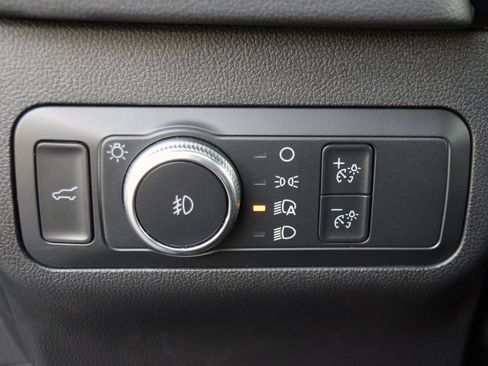 Used 2022 Ford Escape Titanium image 22