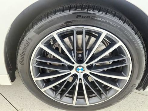 Used 2021 BMW 540i w/ Executive Package RWD image 76