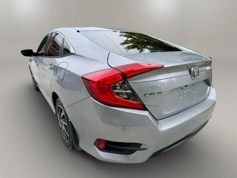 Used 2018 Honda Civic LX image 4