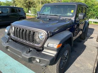 Used 2025 Jeep Wrangler Unlimited Sport AWD/4WD video 1
