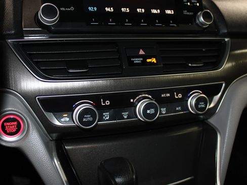 Used 2018 Honda Accord LX image 16