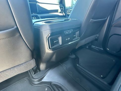 Used 2024 GMC Sierra 3500 AT4 w/ AT4 Premium Plus Package AWD/4WD image 21