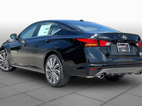 New 2026 Nissan Altima 2.5 SV FWD image 7