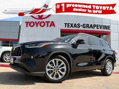 Used 2023 Toyota Highlander Limited