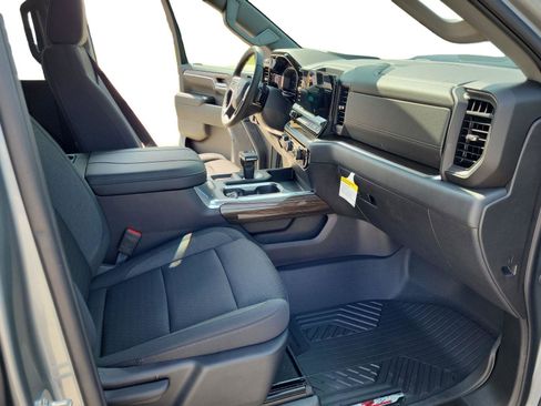 Used 2024 Chevrolet Silverado 1500 LT Trail Boss image 21