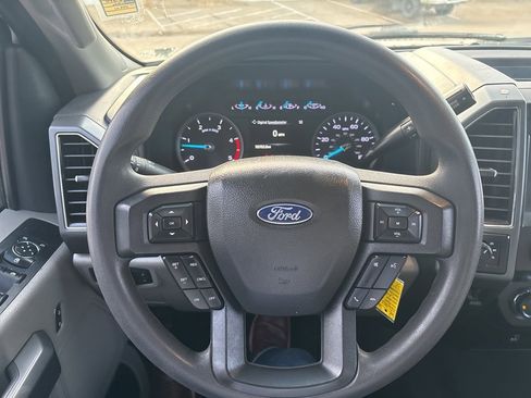 Used 2022 Ford F250 XLT image 9