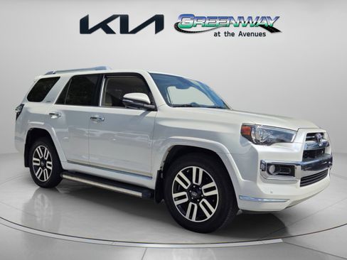 Used 2020 Toyota 4Runner Limited RWD image 1